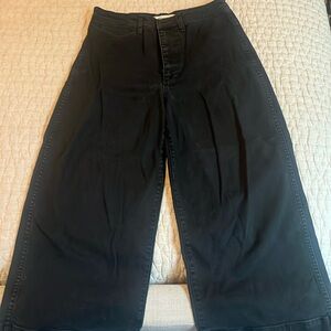 Black, Wide-Legged, Cropped Jean
